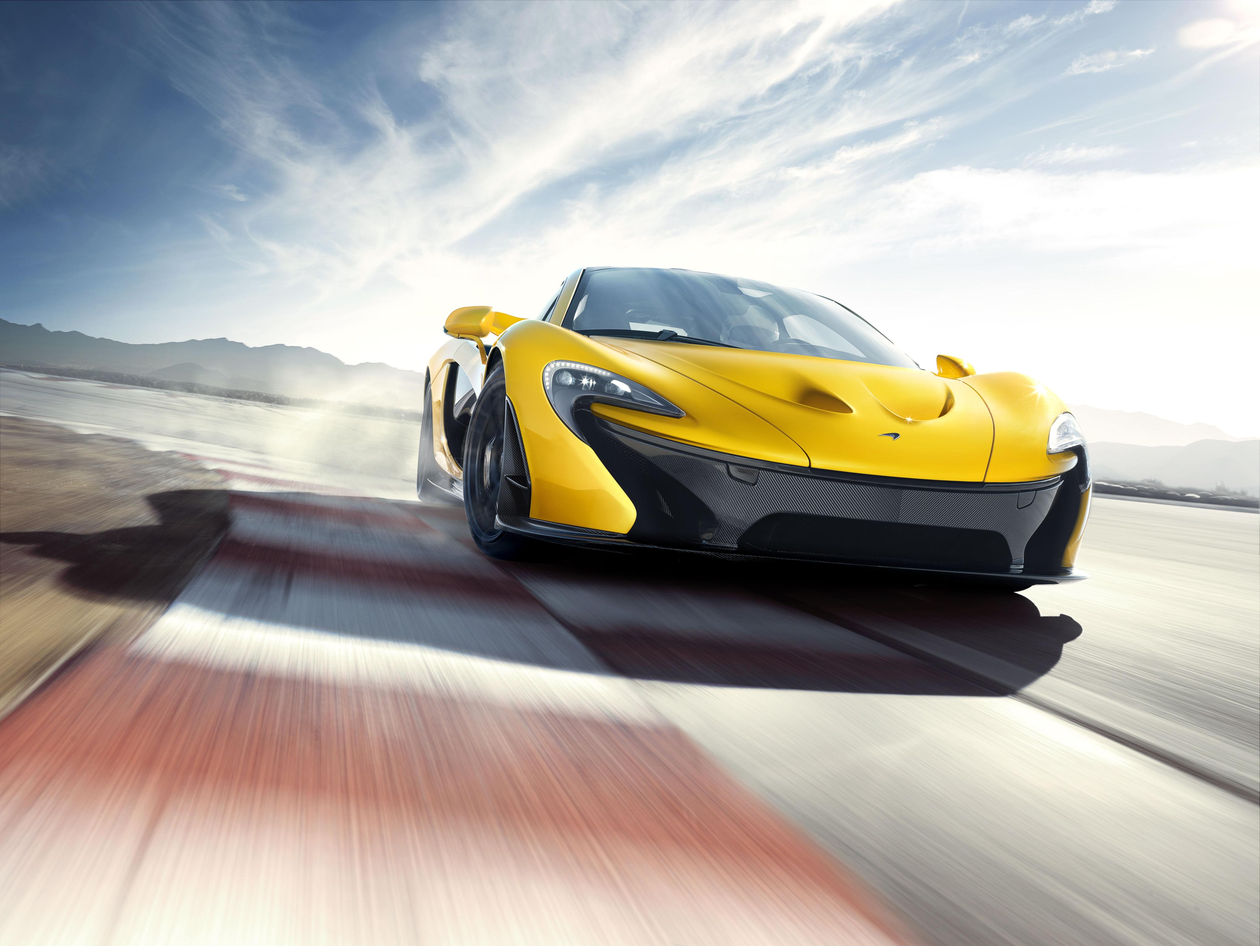 Mclaren P1 Tires Moto